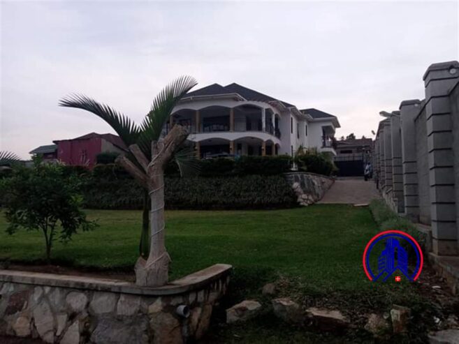 6bedrooms storyed house for sale in Gayaza