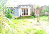 House for sale in buloba just 1km from tarmac