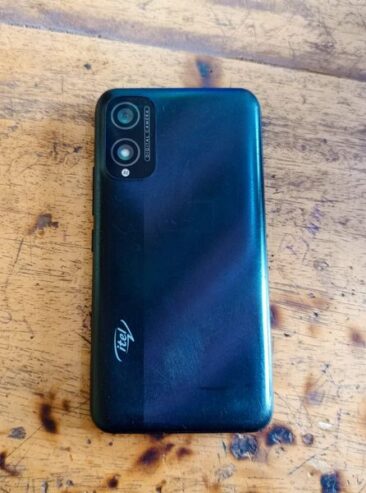 ITEL A18 32GB ON SALE 130000 negotiable