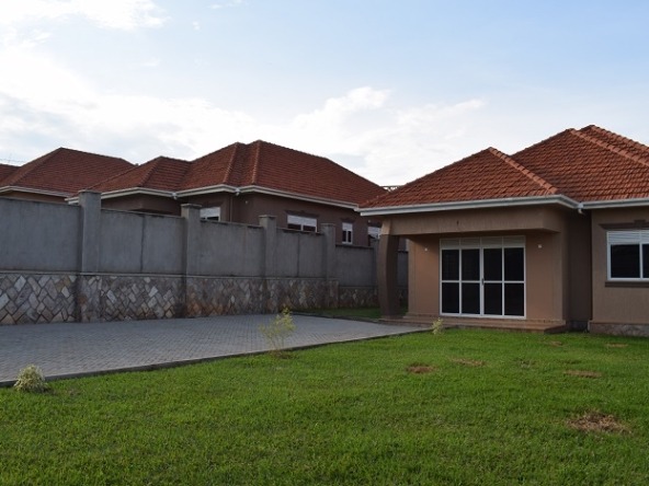 These affordable houses for sale in Kira town