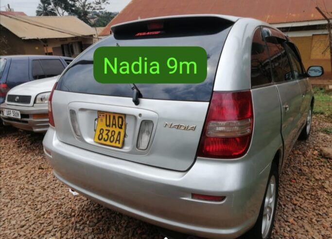 Toyota Nadia