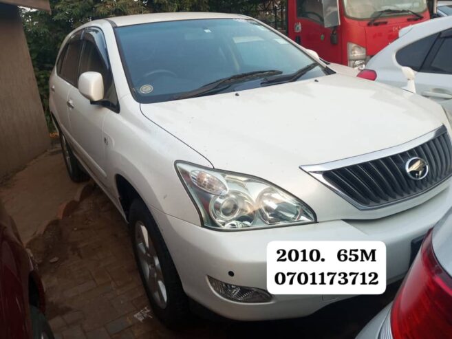 Toyota harrier 2010