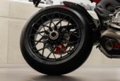 Ducati v4 Lamborghini 2023