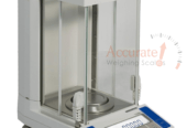 Accuris analytical balance with automatic calibration