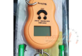 digital hanging hook weighing scale with a tare range of 10%