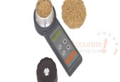 Hand sized grain moisture meters with 470 x 46 mm dimension