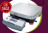 Automatic readings electronic analytical balance