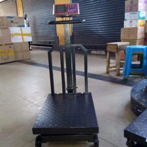 256745949914 500kg Digital Platform weighing scale in Kampal