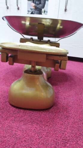 Efficient counter balance brass weighing scales