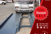 60 tons Axle trucks scales with a metal ramp for warehouse