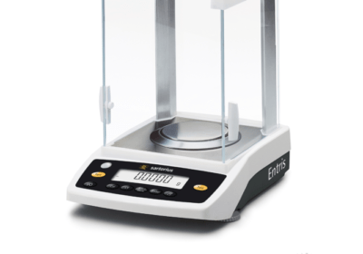 Aczet-8-Lab-Scale-2-png-1