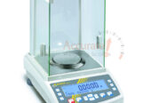 Kern type analytical balance with low battery indication