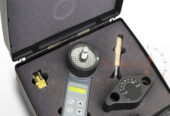 Hand sized grain moisture meters with 470 x 46 mm dimensions