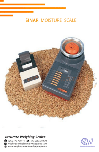 Digital grain moisture meter with temperature range