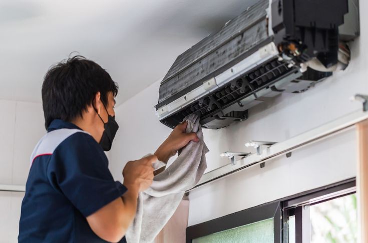 Air Conditioner Technicians in Uganda 0744194797